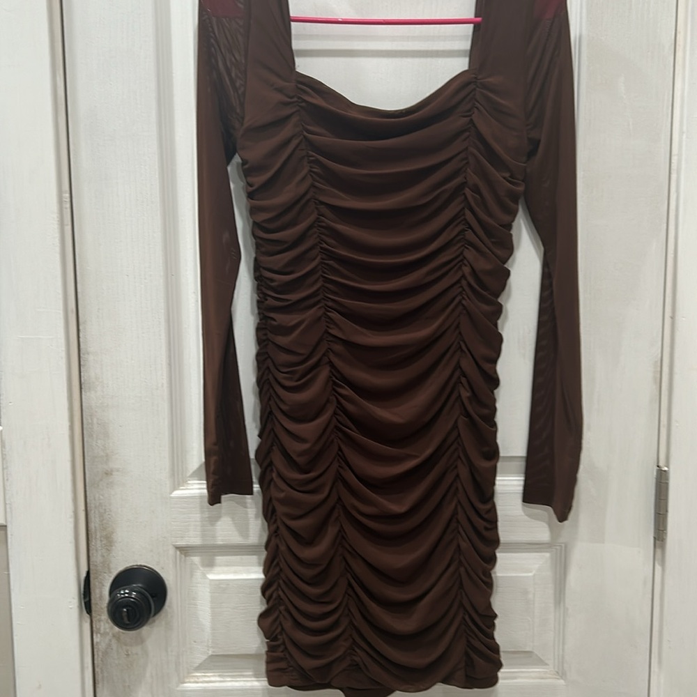 Dress - Picture 2 of 4